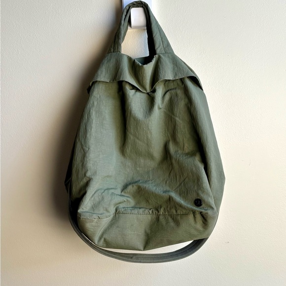 Handbags - Green Tote Bag